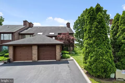 Exterior - 105 Timothy Cir, Wayne, PA 19087 photo 3 of 4