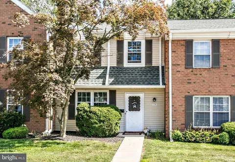 114 Clemens Ct, Lansdale, PA 19446
