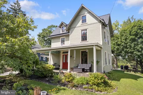 7726 Mill Rd, Elkins Park, PA 19027