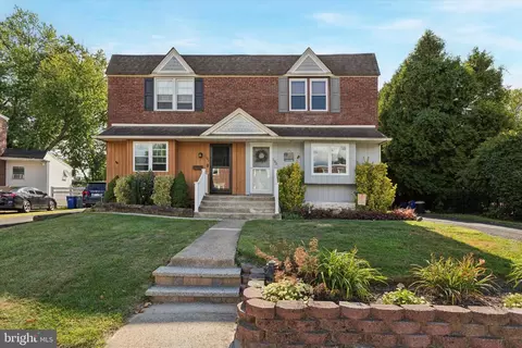 102 Earl Ln, Hatboro, PA 19040