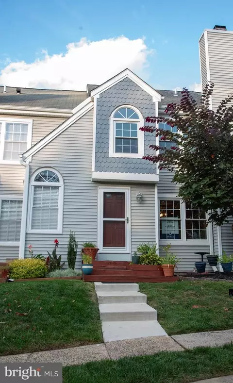 43 Black Watch Ct, Horsham, PA 19044