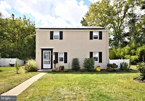 231 Montgomery Ave, Oreland, PA 19075
