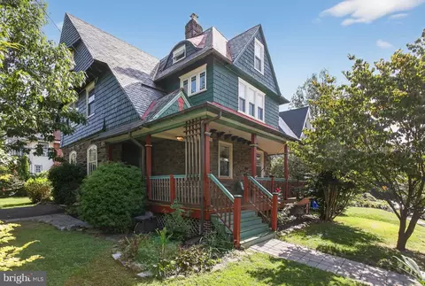 152 Walnut St, Jenkintown, PA 19046