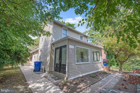 7330 Sycamore Ave, Elkins Park, PA 19027