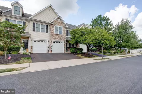5 Ryan Ct, Telford, PA 18969