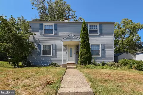 1014 N York Rd, Willow Grove, PA 19090
