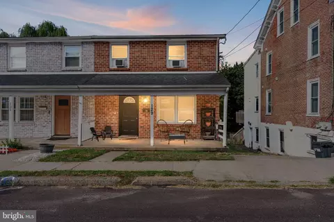 129 2nd Ave, Royersford, PA 19468