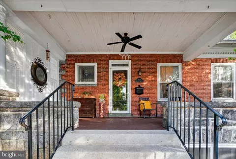 518 Walnut St, Royersford, PA 19468