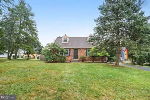 230 W 3rd Ave, Trappe, PA 19426
