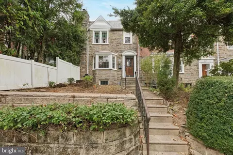 251 Stoneway Ln, Merion Station, PA 19066