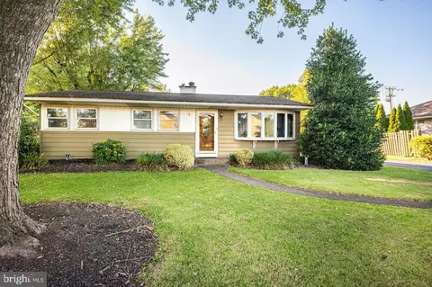 691 N Lewis Rd, Royersford, PA 19468