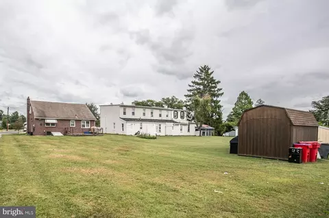 425 Center St, Pottstown, PA 19464