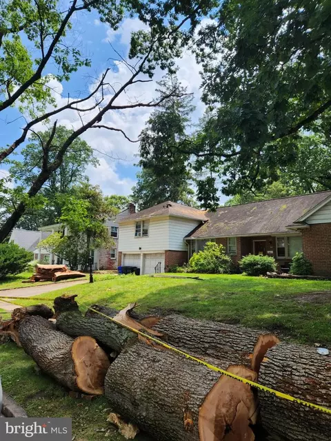 7906 Chandler Rd, Glenside, PA 19038