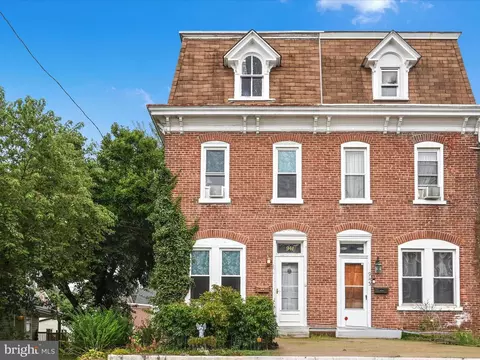 941 Queen St, Pottstown, PA 19464