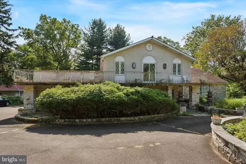 341 Cedar Rd, Elkins Park, PA 19027