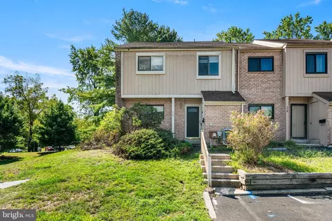 120 Sycamore Ct, Collegeville, PA 19426