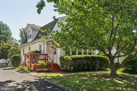 375 Church Rd, Jenkintown, PA 19046