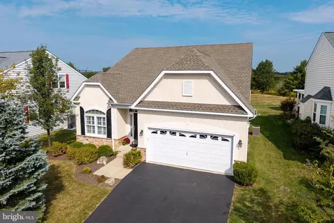 4397 Meadowridge Ln, Collegeville, PA 19426