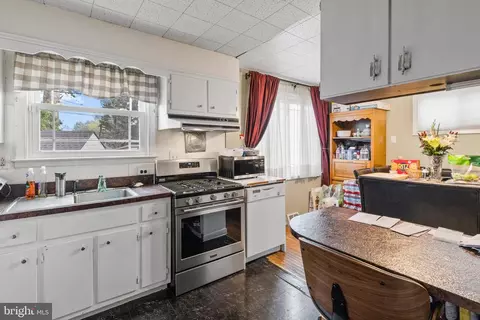 2866 Joyce Rd, Abington, PA 19001