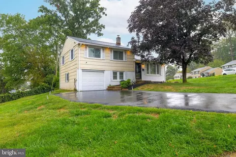 2866 Joyce Rd, Abington, PA 19001