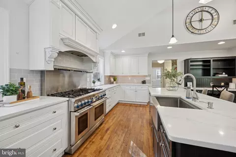 Kitchen - 570 Fletcher, Wayne, PA 19087 photo 5 of 5