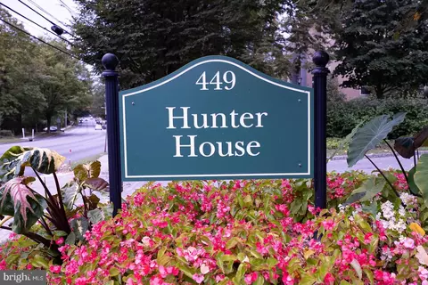 449 Montgomery Ave #112, Haverford, PA 19041