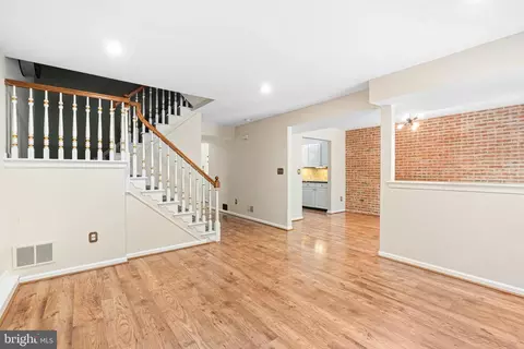 13 Summit Ct, Plymouth Meeting, PA 19462