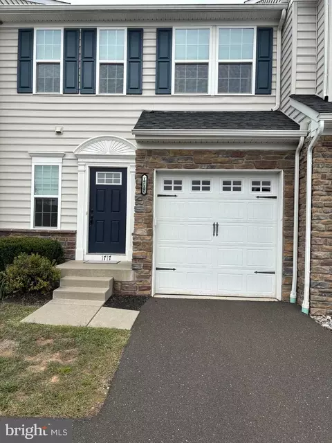 1717 Lisa Ct, Hatfield, PA 19440
