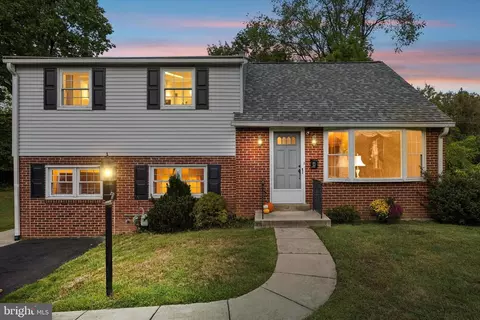 403 Hemlock Rd, Flourtown, PA 19031