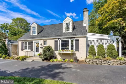 1908 Sycamore Ln, Flourtown, PA 19031