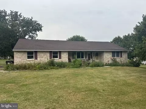 2911 Federal Dr, Gilbertsville, PA 19525