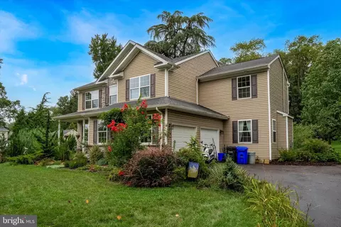 Exterior - 422 Rices Mill Rd, Wyncote, PA 19095 photo 2 of 7