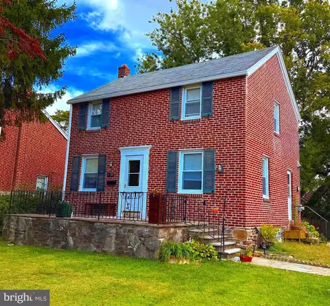 1510 Wynnewood Rd, Ardmore, PA 19003