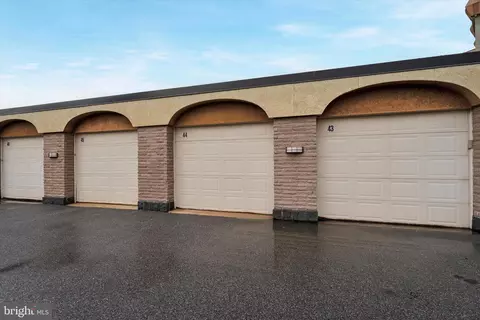 1000 Valley Forge Cir #44, King Of Prussia, PA 19406