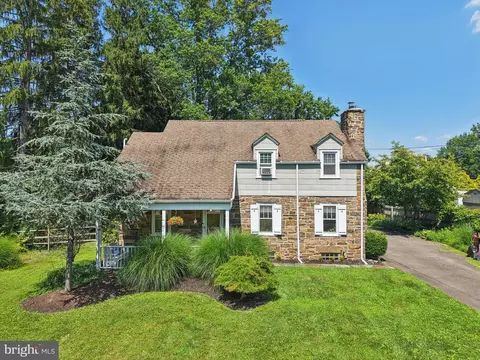 421 Cowpath Rd, Lansdale, PA 19446