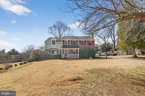 902 Surrey Dr, Blue Bell, PA 19422
