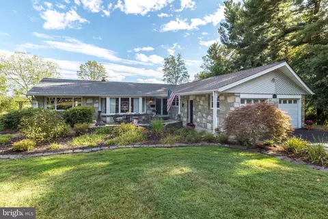 501 Martin Ln, Dresher, PA 19025