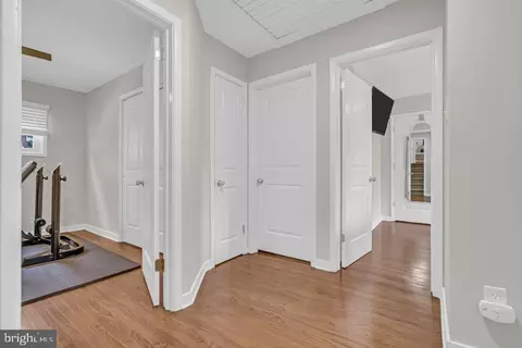 Entry Way - 309 Lorimer Dr, Wyncote, PA 19095 photo 4 of 9
