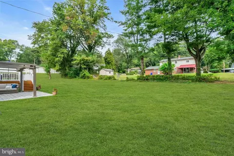 Exterior - 309 Lorimer Dr, Wyncote, PA 19095 photo 5 of 11