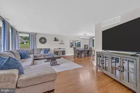 Other - 309 Lorimer Dr, Wyncote, PA 19095 photo 2 of 22