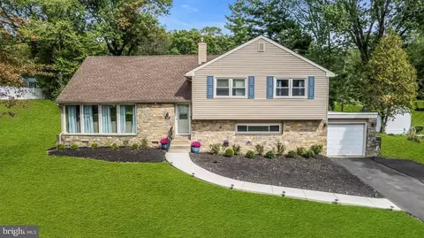 309 Lorimer Dr, Wyncote, PA 19095
