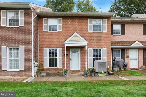 37 Zummo Way, Norristown, PA 19401