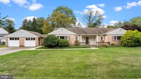 69 Crooked Billet Rd, Hatboro, PA 19040