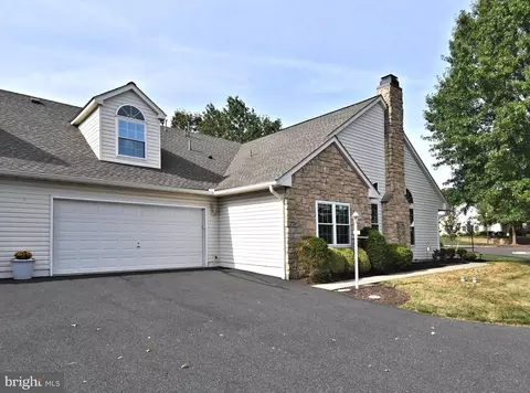 62 Oxford Ter, Souderton, PA 18964