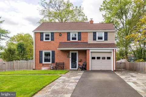 1508 Niessen Rd, Oreland, PA 19075