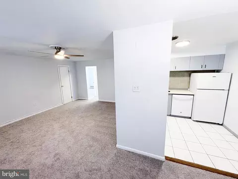 Living - 1334 Montgomery Ave #E1, Narberth, PA 19072 photo 3 of 3