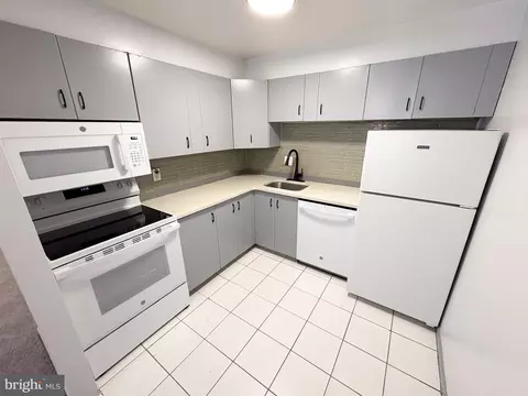 Kitchen - 1334 Montgomery Ave #E1, Narberth, PA 19072 photo 1 of 2