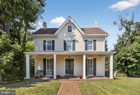 133 Marywatersford Rd, Bala Cynwyd, PA 19004