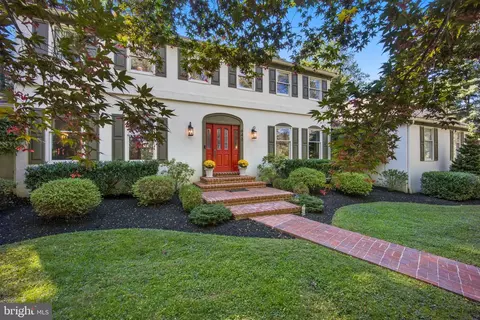 643 N Ithan Ave, Bryn Mawr, PA 19010