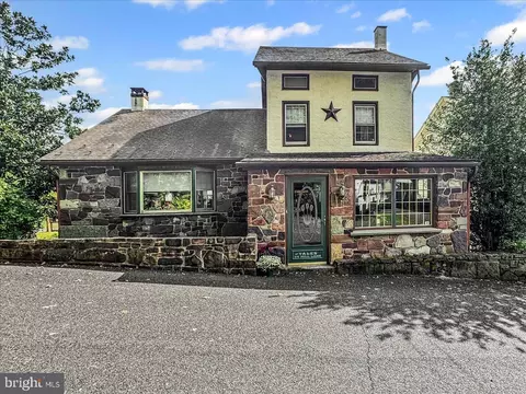 34 Mill Ln, Royersford, PA 19468